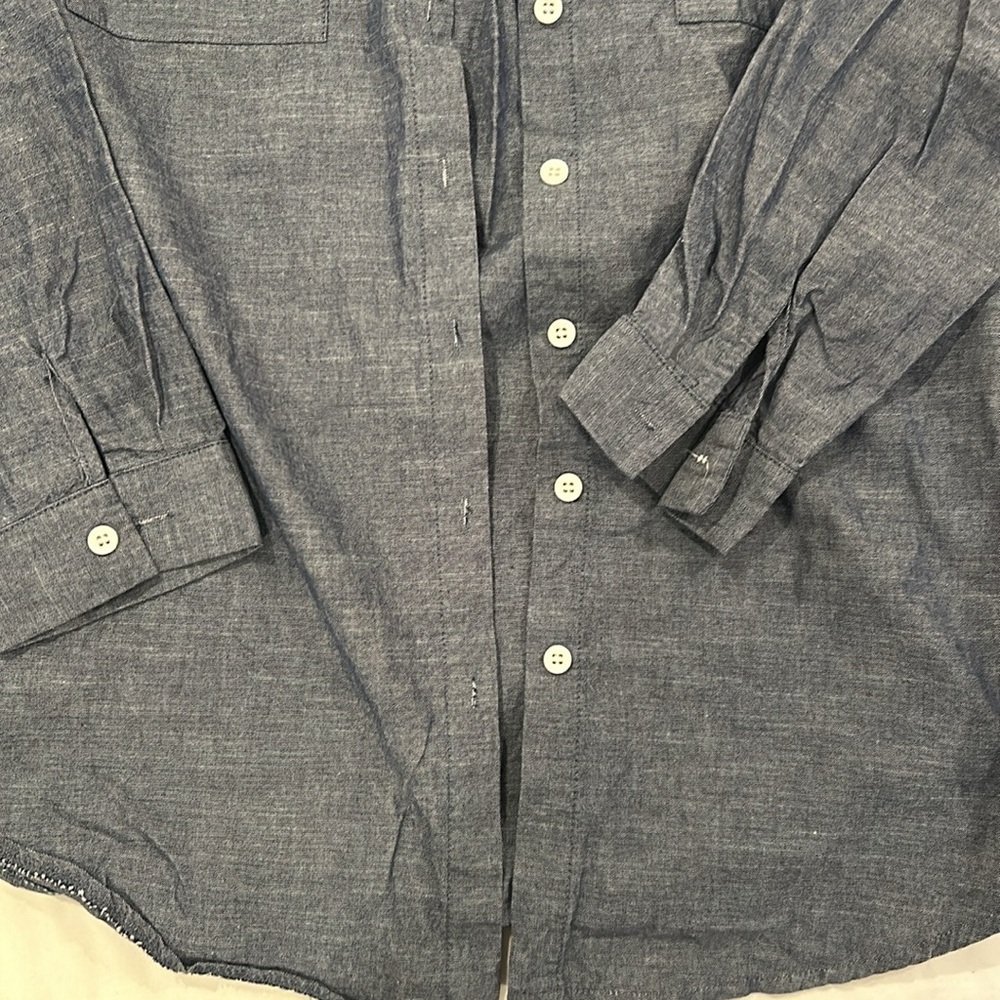 Shirts - Picture 2 of 4